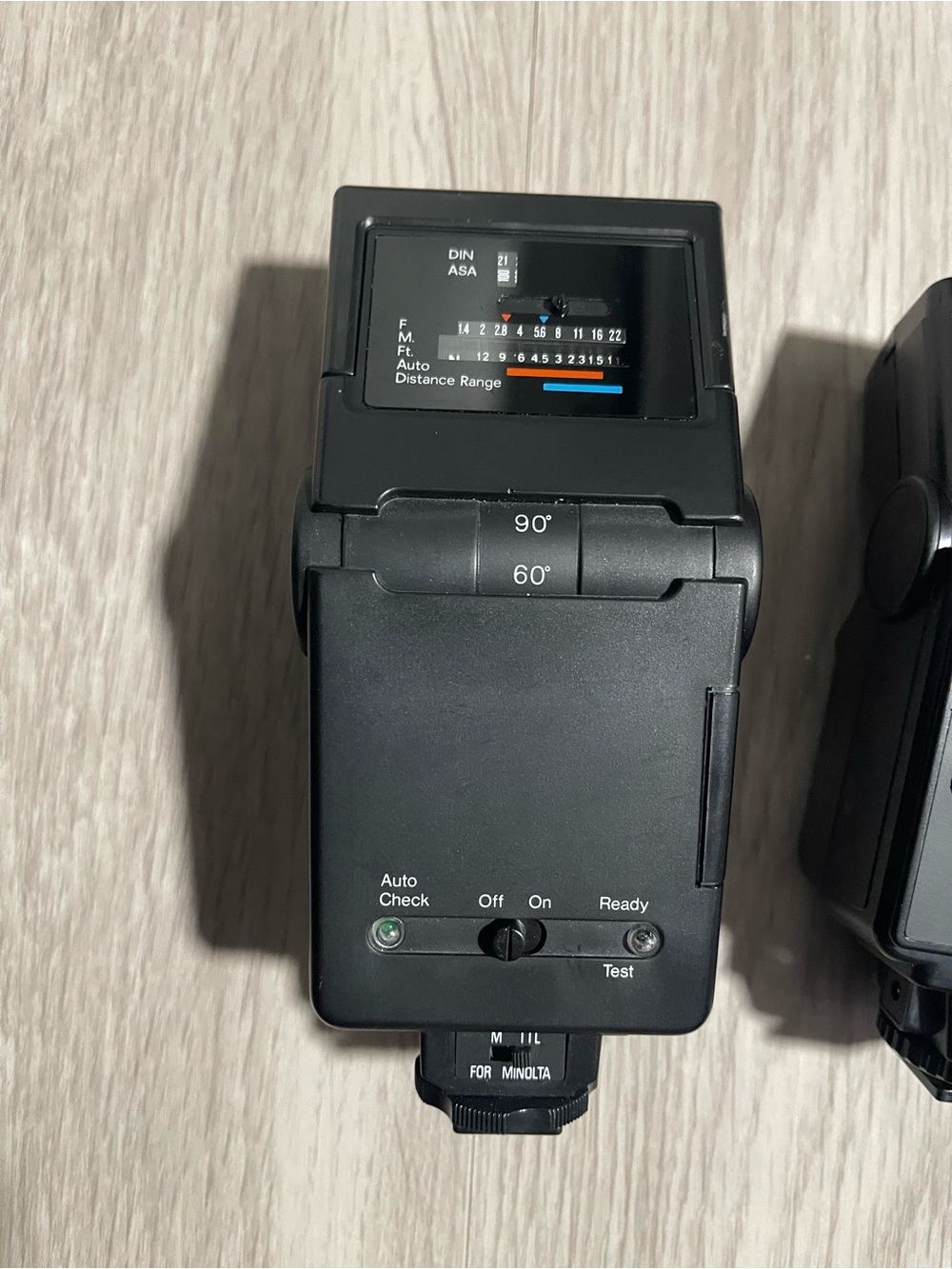 Camera Flash Speedlight Bundle - Picture 6 of 9